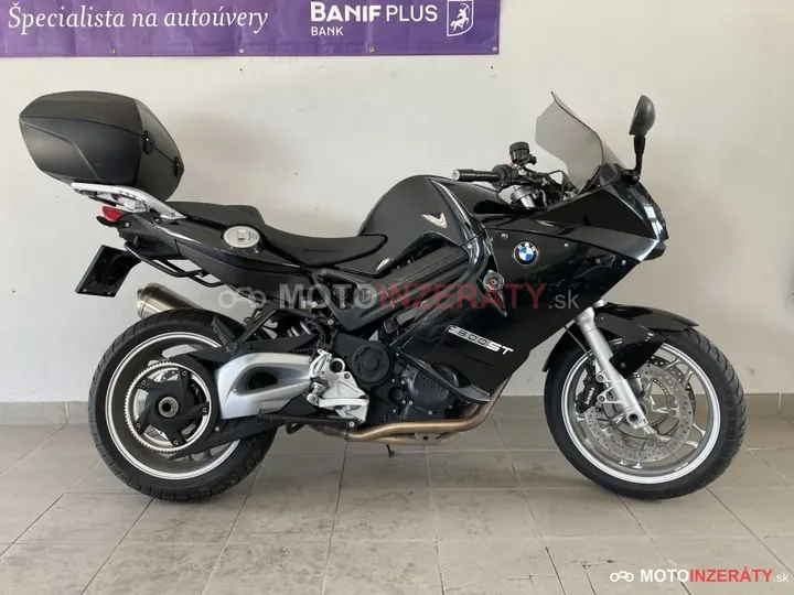 BMW F800ST